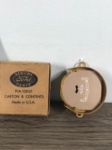 lot 88 image: 1939 FORD CAR AMP GAUGE # 91A-10850-A