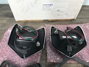 lot 91 image: 2 - 1940 Ford Tail Light Lens, Frame and Gasket
