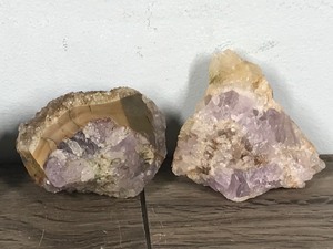 lot 141 image: Lot of Amethyst Purple Crystal