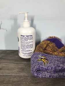 lot 189 image: Lot of Minnesota Vikings Collectibles
