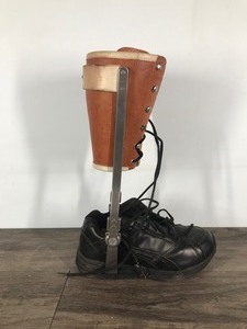 lot 196 image: Right Foot Ankle Brace