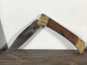 lot 213 image: 2 - Stainless Steel Hunting Buck Knives with Sheaths