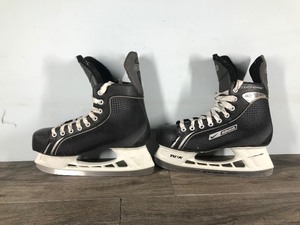 lot 477 image: Bauer Supreme OneD5 Size 8 Hockey Skates