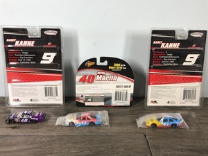 lot 493 image: 6 - Nascar 164 scale die cast stock cars