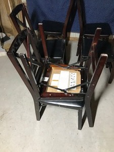 lot 496 image: 6 Dining Room Table Folding Chairs