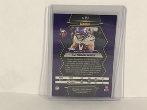 lot 384 image: 2023 Panini Mosaic T.J. Hockenson #153 Minnesota Vikings Football Card