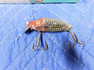 lot 262 image: Vintage Heddon lure