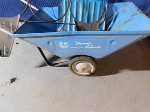 lot 274 image: Yard cart, shovel and more