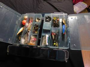 lot 306 image: Lg Rubbermaid Tackle box with lots of compartments and 2 tackle boxes inside with tackle