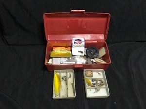 lot 305 image: &nbsptackle box of tackle and more