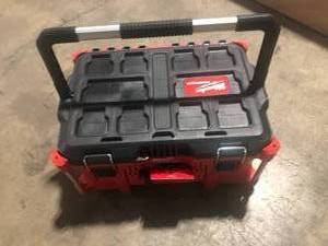 Milwaukee PACKOUT 22 in. Large Portable Tool Box Fits Modular Storage System Customer Returns See Pictures