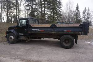 1994 International Model 4700 Diesel Dump Truck