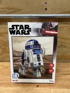 lot 87 image: STAR WARS R2-D2 192 Piece Puzzle