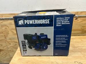 lot 100 image: Powerhorse OHV Horizontal Engine  420cc, 12.5 HP, 1in. x 3 3164in. Shaft