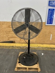 lot 128 image: HAMPTON BAY HBS30 30 3-Speed High Velocity Fan