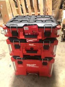Milwaukee PACKOUT 22 in. Modular Tool Box Storage System  Customer Returns See Pictures