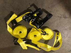 Husky  Heavy-Duty Ratchet Tie-Down Strap with Flat Hooks Costumer returns See Pics