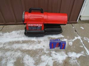 Craftsman kerosene torpedo heater. Looks virtually new. Powers up. No fuel to fully test. As shown.
