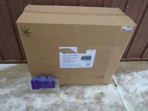 Mr Heater 30000 btu natural gas wall heater. Reconditioned. New in the box. As shown.