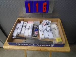 Flat of knives. Schrade, western & misc. As shown.