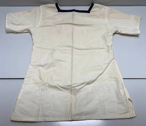 1978 Singapore HMS Amazon Sailors Top