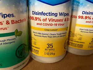 lot 143 image: Clorox Disinfectant Wipes