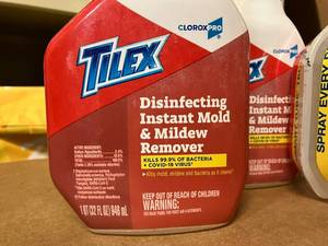 lot 108 image: Disinfecting Instant Mold Remover