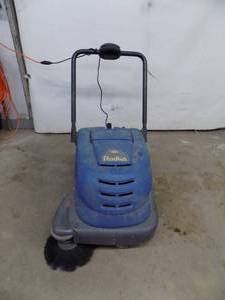 Windsor Radius Floor Sweeper