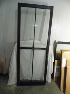 lot 16 image: Glass Door