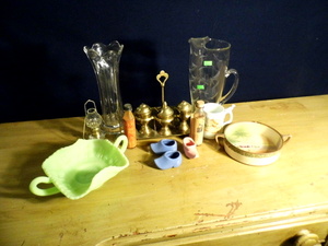 lot 46 image: Random Items