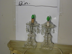 lot 80 image: 2 Lamps
