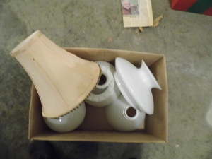lot 107 image: Extra Lamp Parts