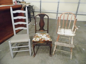 lot 113 image: Chairs