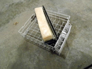 lot 128 image: Dishwasher Rack