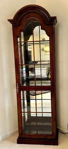 lot 5 image: Petite Glass Front Curio Cabinet