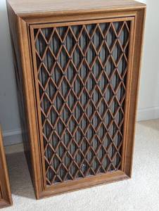 lot 29A image: Pioneer CS-A700 Floor Speakers
