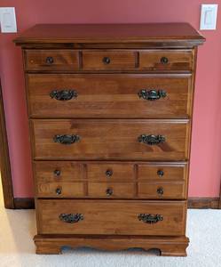 lot 53 image: Vintage Chippendale Style Wood Dresser