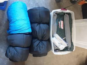 lot 47 image: tent and assorted sleeping bags