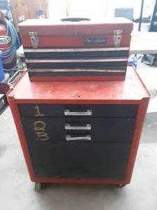 lot 1 image: Red rolling tool chest full of assorted hand tools