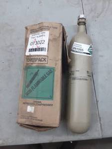 lot 19 image: new cylinder of nitrogen