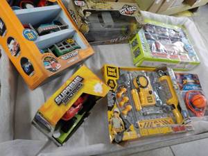 lot 6 image: New Variety of Toys- see all pictures