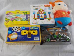 lot 21 image: New Variety Toys...