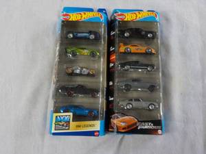lot 24 image: New Hot Wheels...