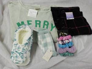 lot 39 image: new Clothes with Tags...
