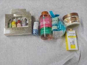 lot 43 image: New Fragrance Mist, Body Wash, Body Cream and Wash Oil Mask