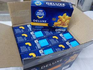 lot 185 image: 8 boxes Kraft Deluxe Mac and Cheese best date 122023