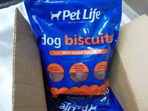lot 252 image: 4 x 15 oz Bags Pet Life Dog Biscuits