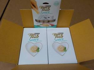 lot 319 image: 30 ct Purina Fancy Feast Savory Cat Treats Natural Tuna in a Demi Glaze best date 082023 Retail $90 total