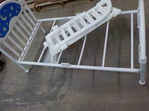 lot 333 image: Pallet of Overstocks, Returns, Unclaimed and Food - see all pictures
