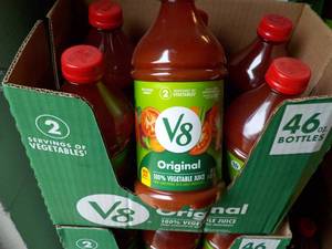 lot 378 image: 6 x 46 oz Bottles V8  Original...